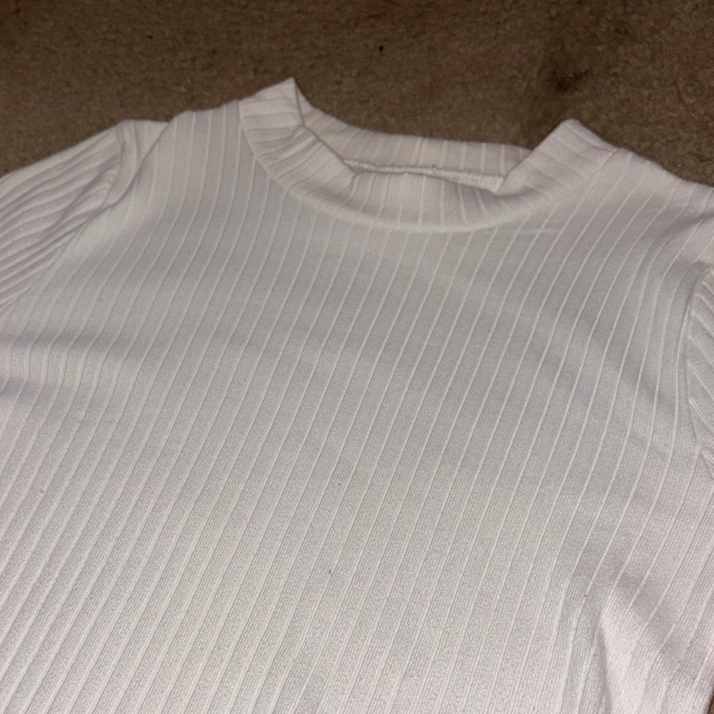 abercrombie kids White Ribbed Crewneck Top - Picture 3 of 4